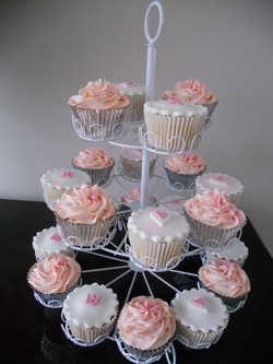 18th Birthday Cake Ideas on 18th Birthday Cupcakes